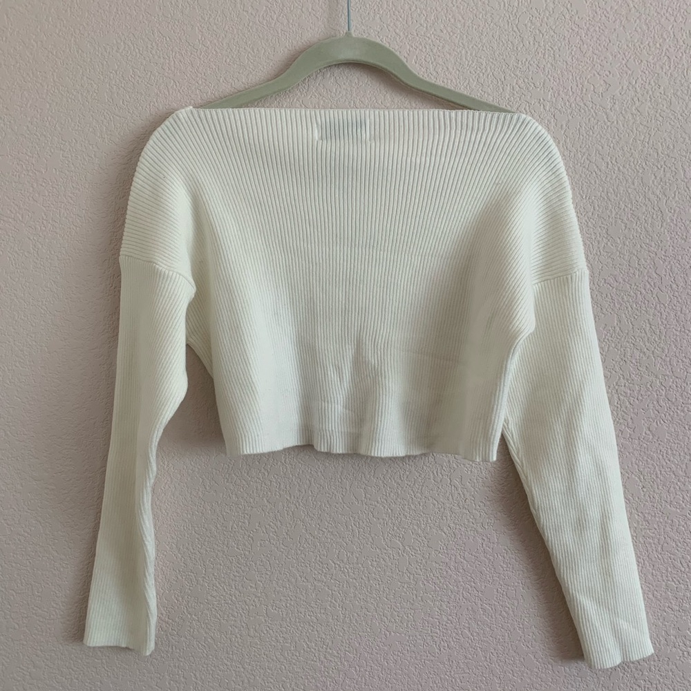 🎉HP 12/5🎉 NWT | New York Office Knit Crop // White - Picture 4 of 6